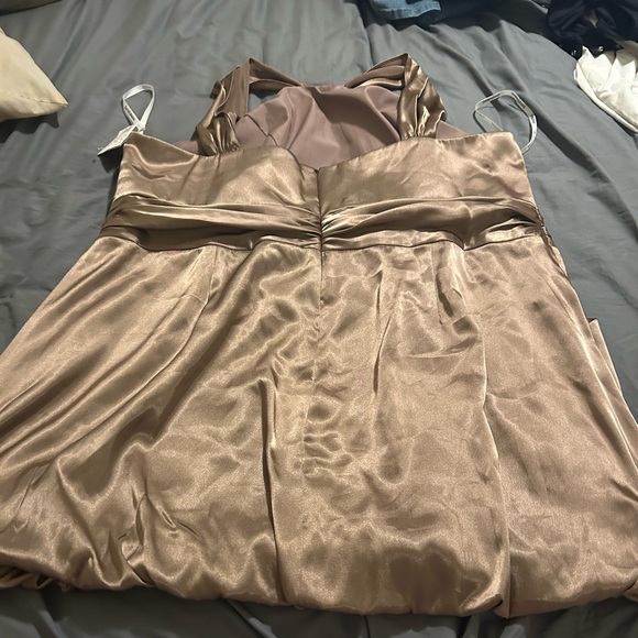 David’s Bridsal Plus Size Bridesmaid Elegant Satin Brown Dress NWT sz 26 - Picture 8 of 10